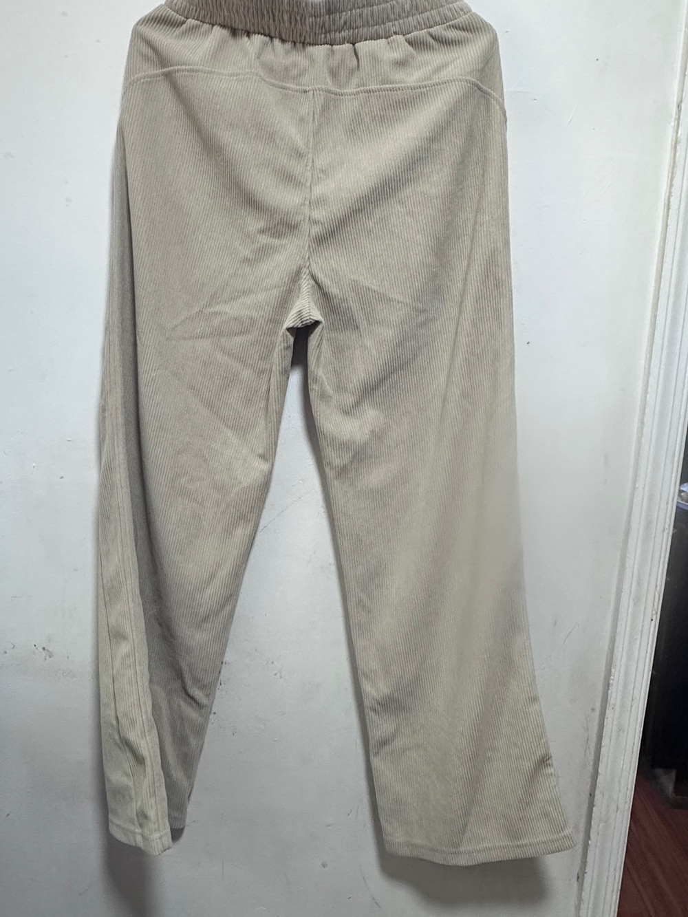 HALARA Men's Corduroy Elastic-Waist Pants in Light Taupe